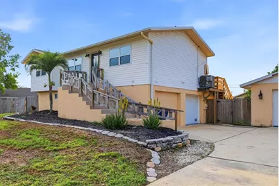 515 46th Street W, Palmetto, FL 34221 - Photo 3