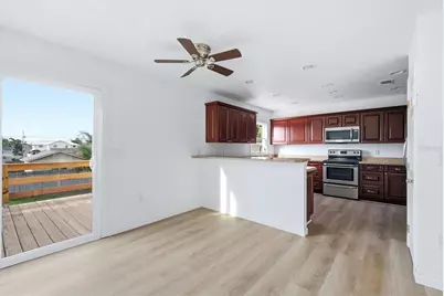 515 46th Street W, Palmetto, FL 34221 - Photo 11