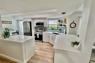 7203 Curtiss Ave, Sarasota, FL 34231 - Photo 5