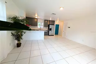 1119 40th St, Sarasota, FL 34234 - Photo 7