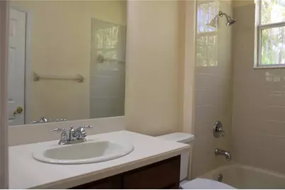 7803 33rd Street E, Sarasota, FL 34243 - Photo 27