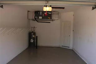 7803 33rd St E, Sarasota, FL 34243 - Photo 45