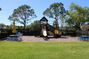 7803 33rd St E, Sarasota, FL 34243 - Photo 43