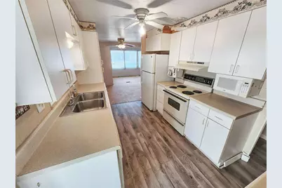 3220 Sweet Gum Terrace, Sarasota, FL 34237 - Photo 3