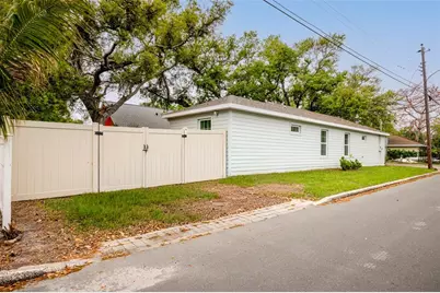1101 2nd Street W, Bradenton, FL 34205 - Photo 35
