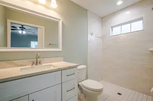 1101 2nd St W, Bradenton, FL 34205 - Photo 7