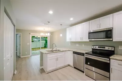 1101 2nd Street W, Bradenton, FL 34205 - Photo 11