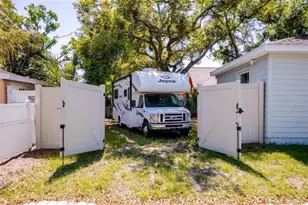 1101 2nd St W, Bradenton, FL 34205 - Photo 37