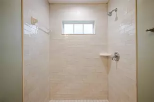 1101 2nd St W, Bradenton, FL 34205 - Photo 33