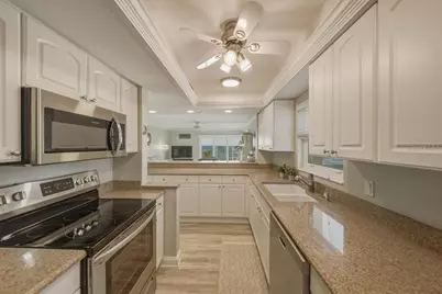 633 Alhambra Road #301, Venice, FL 34285 - Photo 19