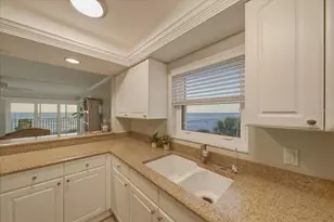 633 Alhambra Rd, Venice, FL 34285 - Photo 21