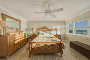 633 Alhambra Rd, Venice, FL 34285 - Photo 37