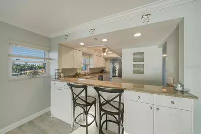 633 Alhambra Road #301, Venice, FL 34285 - Photo 11