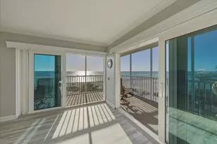 633 Alhambra Rd, Venice, FL 34285 - Photo 5