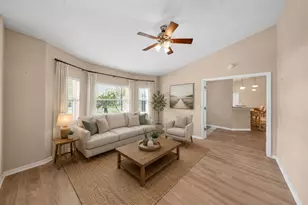 21127 Royal St Georges Ln, Leesburg, FL 34748 - Photo 11