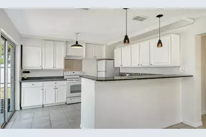 6008 9th Street E, Bradenton, FL 34203 - Photo 13