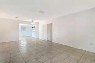 6008 9th St E, Bradenton, FL 34203 - Photo 7