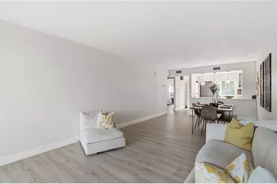 3053 Taywood Mdws #3, Sarasota, FL 34235 - Photo 9