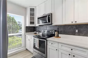 3053 Taywood Meadows, Sarasota, FL 34235 - Photo 11