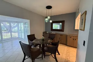 5835 Tidewood Ave, Sarasota, FL 34231 - Photo 9