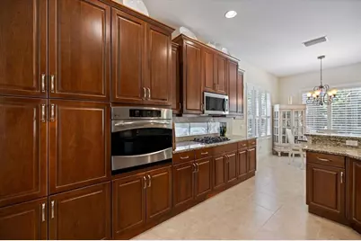 12410 Thornhill Court, Lakewood Ranch, FL 34202 - Photo 21