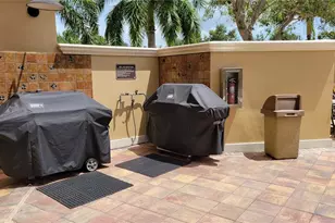 1064 N Tamiami Trl, Sarasota, FL 34236 - Photo 43