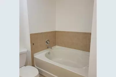 1064 N Tamiami Trail #1325, Sarasota, FL 34236 - Photo 17