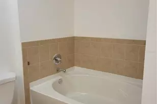 1064 N Tamiami Trl, Sarasota, FL 34236 - Photo 17