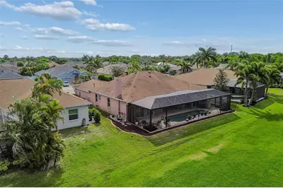 566 Planters Manor Way, Bradenton, FL 34212 - Photo 5