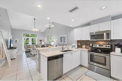 3803 54th Drive W #203, Bradenton, FL 34210 - Photo 11