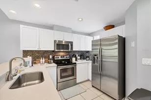 3803 54th Dr W, Bradenton, FL 34210 - Photo 9