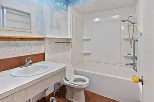 4311 Foremere Pl, Sarasota, FL 34231 - Photo 13