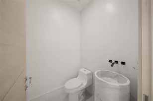 3500 Bay Shore Rd, Sarasota, FL 34234 - Photo 31