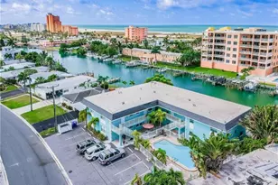 11440 1st St E, Treasure Island, FL 33706 - Photo 3