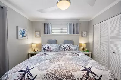 11440 1st Street E #1, Treasure Island, FL 33706 - Photo 17