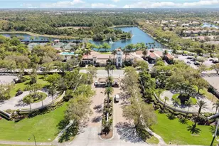 5696 Ferrara Dr, Sarasota, FL 34238 - Photo 59