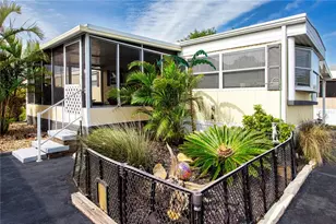 420 49th Street E, Palmetto, FL 34221 - Photo 9