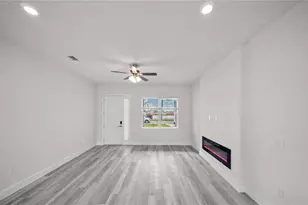 18097 Cochran Blvd, Port Charlotte, FL 33948 - Photo 11