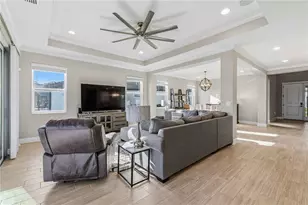 17109 Sweetwater Village Dr, Lakewood Ranch, FL 34211 - Photo 7