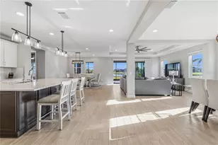 17109 Sweetwater Village Dr, Lakewood Ranch, FL 34211 - Photo 9