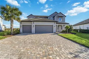 17109 Sweetwater Village Dr, Lakewood Ranch, FL 34211 - Photo 3