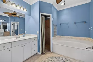 4449 Golden Lake Dr, Sarasota, FL 34233 - Photo 35