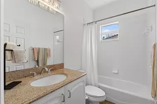 4449 Golden Lake Dr, Sarasota, FL 34233 - Photo 29