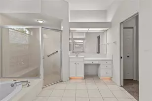 600 Cockatoo Cir, Venice, FL 34285 - Photo 23