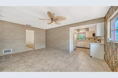 2839 Riviera Drive, Sarasota, FL 34232 - Photo 13