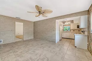 2839 Riviera Dr, Sarasota, FL 34232 - Photo 13