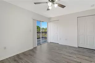 3310 Ramblewood Pl, Sarasota, FL 34237 - Photo 15