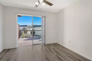 3310 Ramblewood Pl, Sarasota, FL 34237 - Photo 21