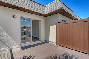 3310 Ramblewood Pl, Sarasota, FL 34237 - Photo 23