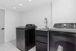 4942 Hubner Cir, Sarasota, FL 34241 - Photo 41